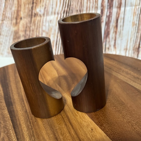 Heart-Shaped Wooden Candle Holders - Picture 4 of 5